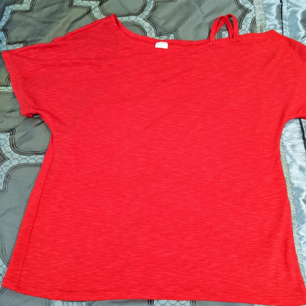 Kaleigh red shirt sleeve sweater